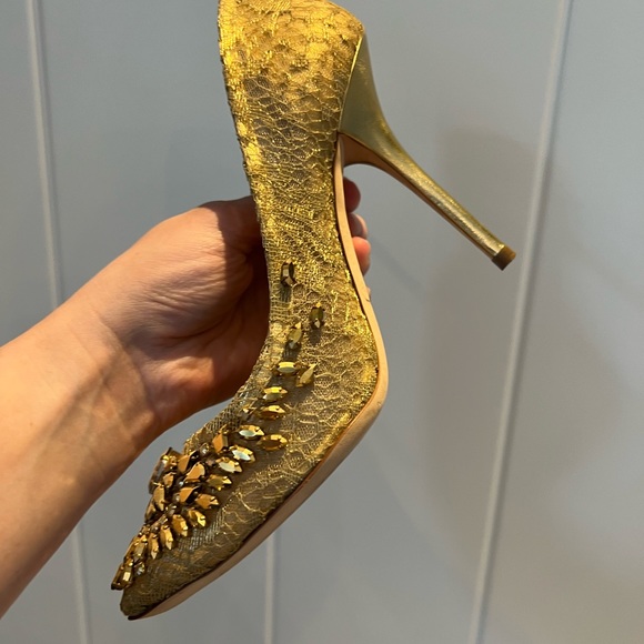 Authentic EUC-DOLCE & GABBANA BELLUCCI Crystals Embellished Pumps Gold Heels - Picture 5 of 10